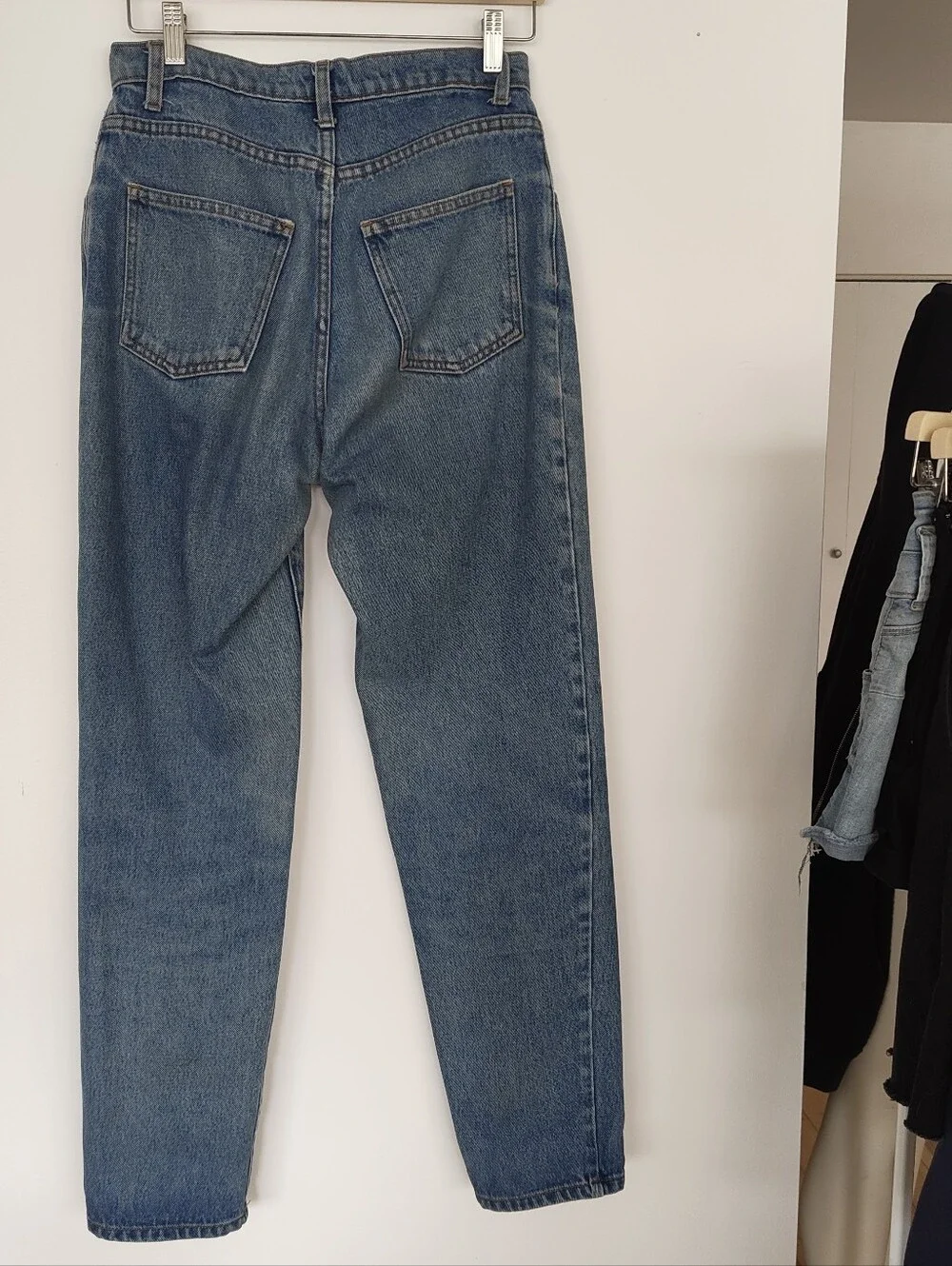 Vintage Mom Jeans - Picture 7 of 7